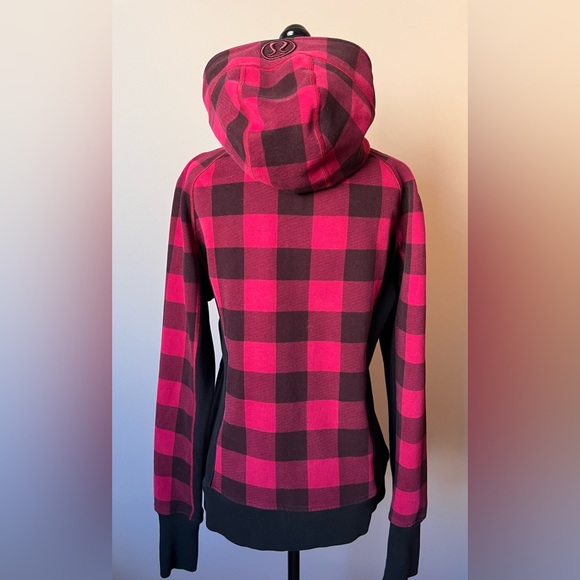 SOLD 🍁 RARE Lululemon Scuba Hoodie Camp Check 🍁 - Picture 2 of 9